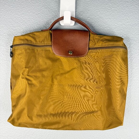 Longchamp Handbags - Longchamp Zip Tote